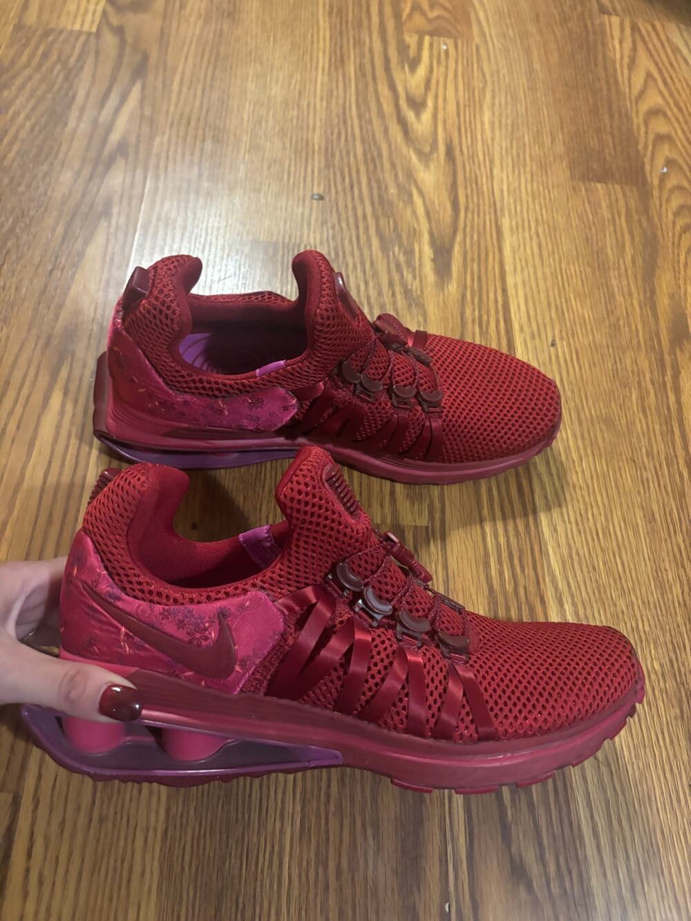 New Nike Shox Wild Cherry Red Laced Floral Athletic Exercise Sneakers